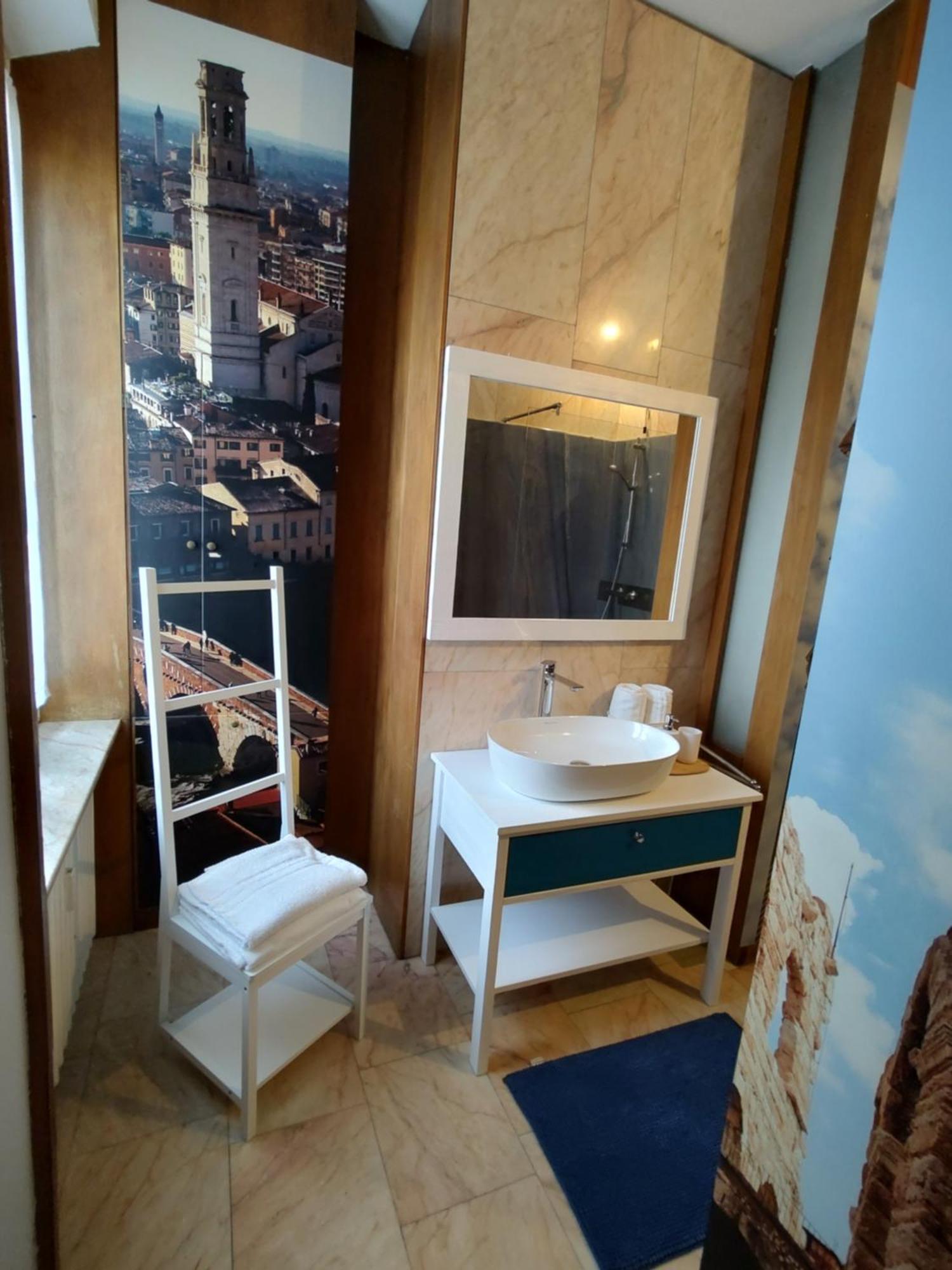 Verona Relax & Stay Rooms Bagian luar foto