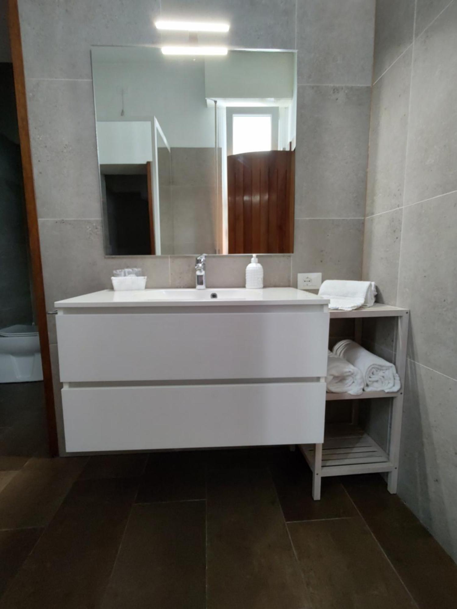 Verona Relax & Stay Rooms Bagian luar foto